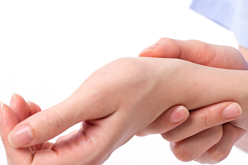 Non-surgical treatment option for Carpal Tunnel Syndrome - Vejthani  Hospital