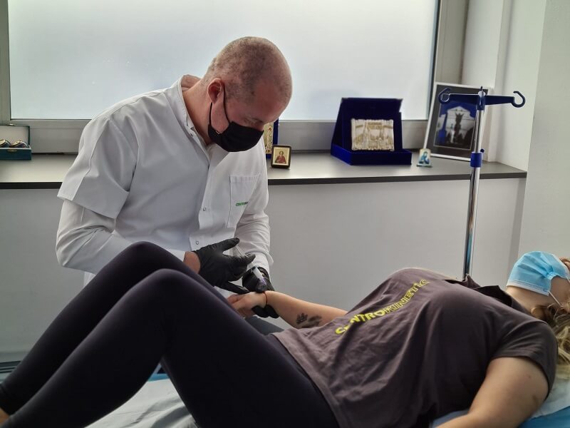 i.php?p=infiltratii-acid-hialuronic-4.jp