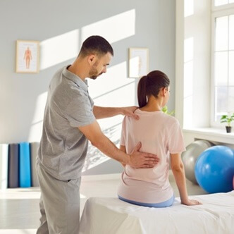 fizioterapie-prevenire-dureri-spate-birou