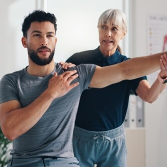 recuperare-luxatie-umar