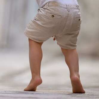 mersul-pe-varfuri-copii